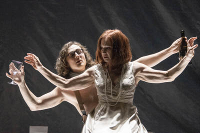 Meggyeskert Meggyeskert